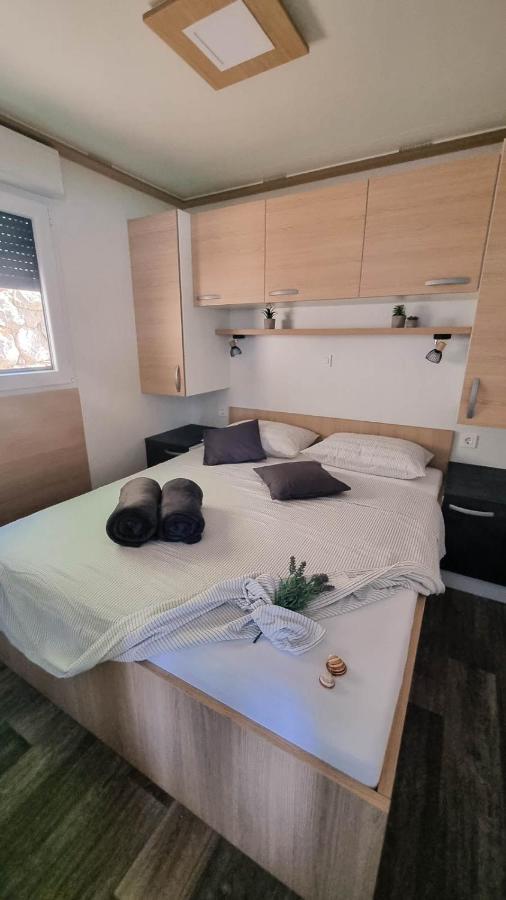 Luxury Mobile Homes Klenovica Exterior photo